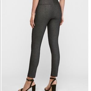 High wasted textured skinny pant